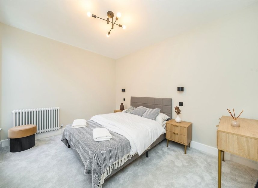 Properties for sale in Elm Grove - SW19 4FW view5