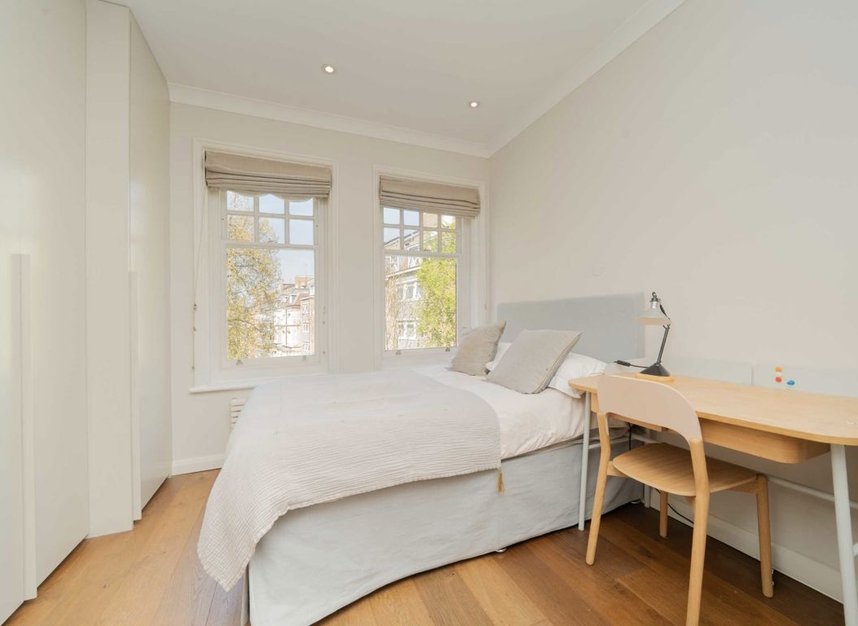 Properties sold in Elm Park Gardens - SW10 9PA view5