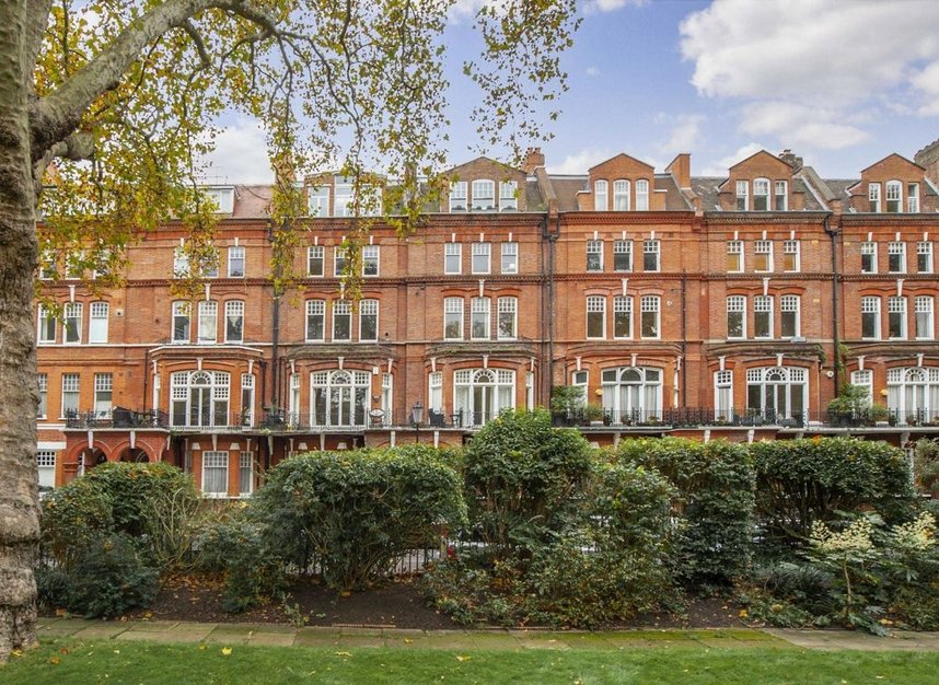 Properties sold in Elm Park Gardens - SW10 9PA view1