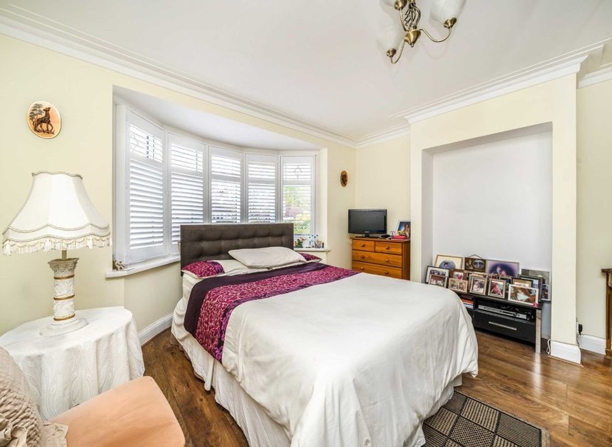 House semidetached for sale in Elmbridge Avenue, Surbiton, KT5 (Ref 224482) Dexters