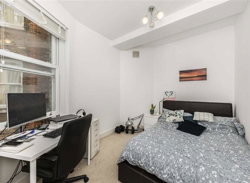 Properties for sale in Elms Crescent - SW4 8QH view5