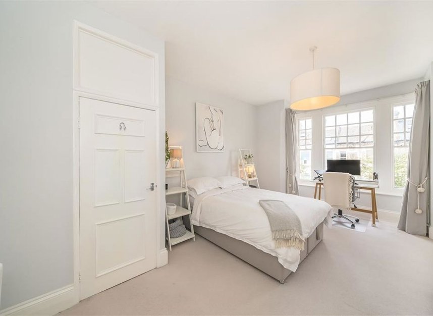 Properties sold in Elms Crescent - SW4 8QE view5