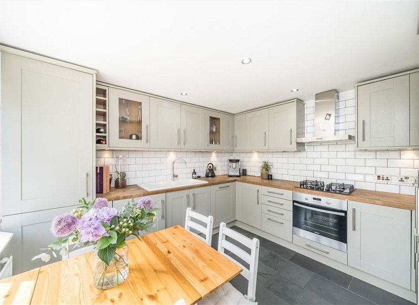 Properties sold in Elms Crescent - SW4 8QE view4