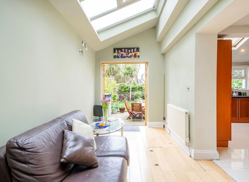 Properties for sale in Elrington Road - E8 3BJ view3