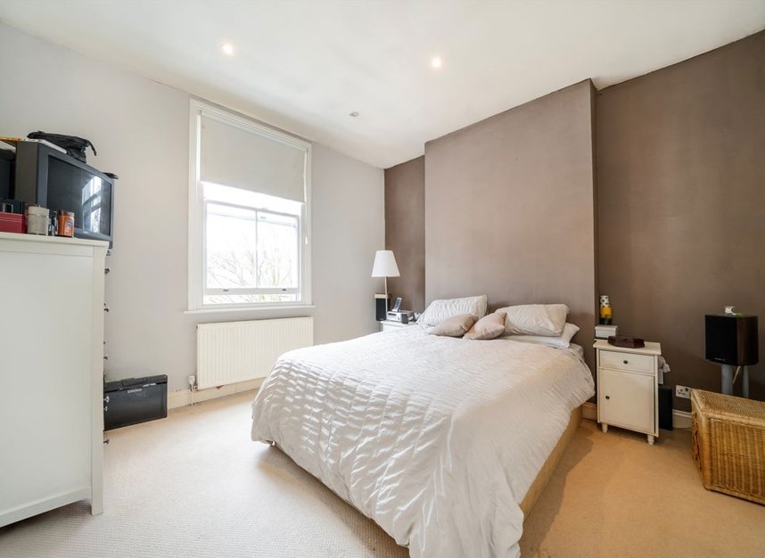 Properties for sale in Elrington Road - E8 3BJ view8