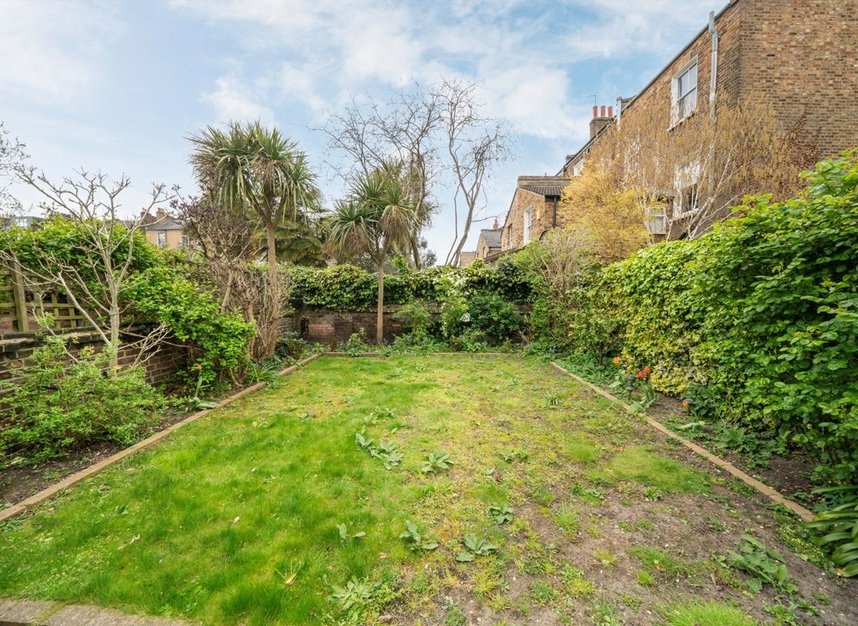 Properties for sale in Elrington Road - E8 3BJ view10