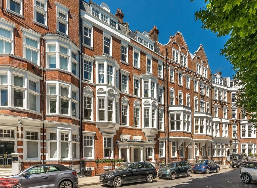 Flat for sale in Embankment Gardens, London, SW3 (Ref 196319) | Dexters