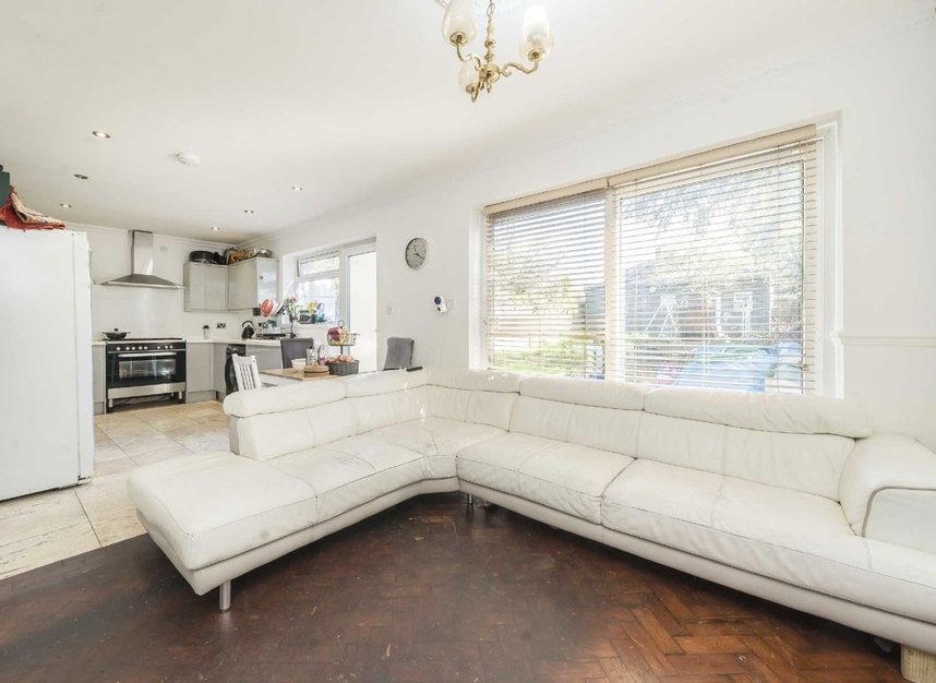 Properties for sale in Empire Road - UB6 7EG view2