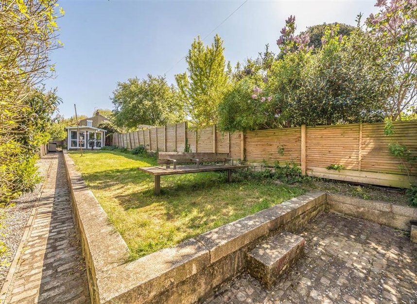 Properties for sale in Erlanger Road - SE14 5TQ view8