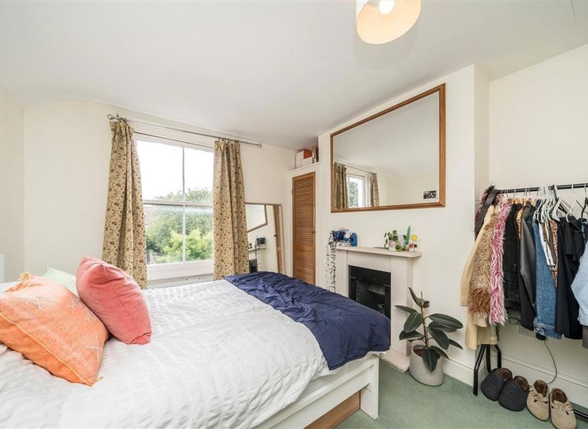 Properties for sale in Erlanger Road - SE14 5TQ view6