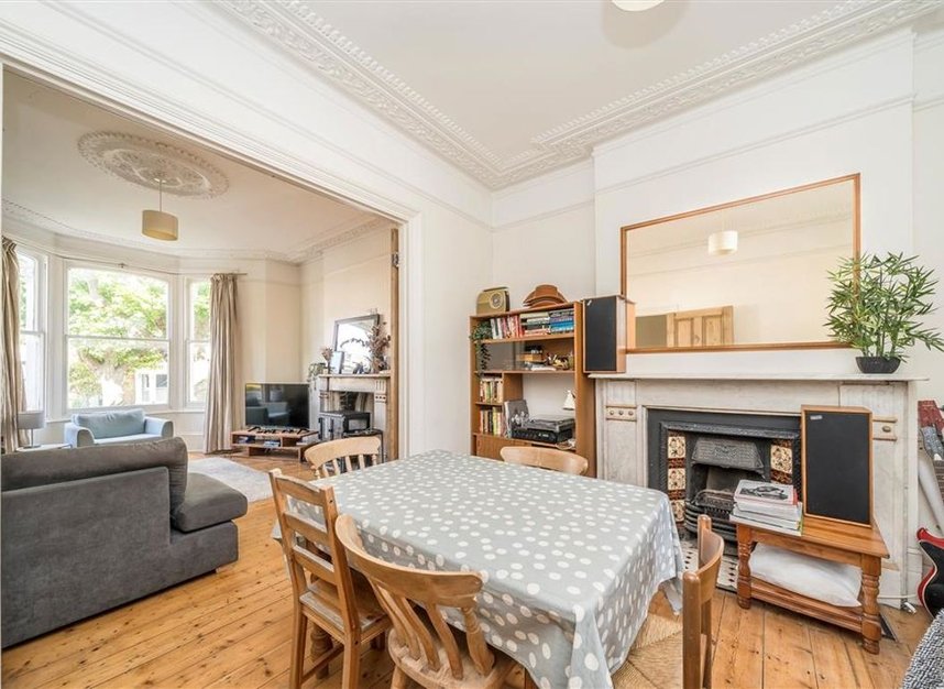 Properties for sale in Erlanger Road - SE14 5TQ view3