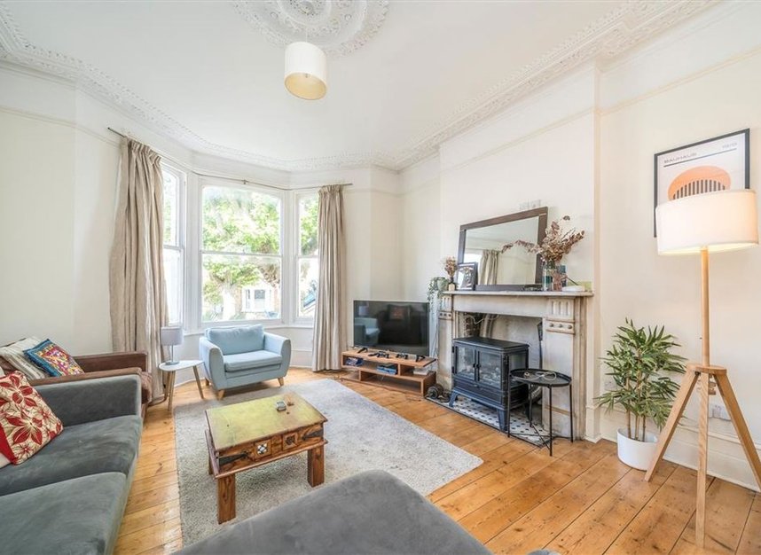Properties for sale in Erlanger Road - SE14 5TQ view2