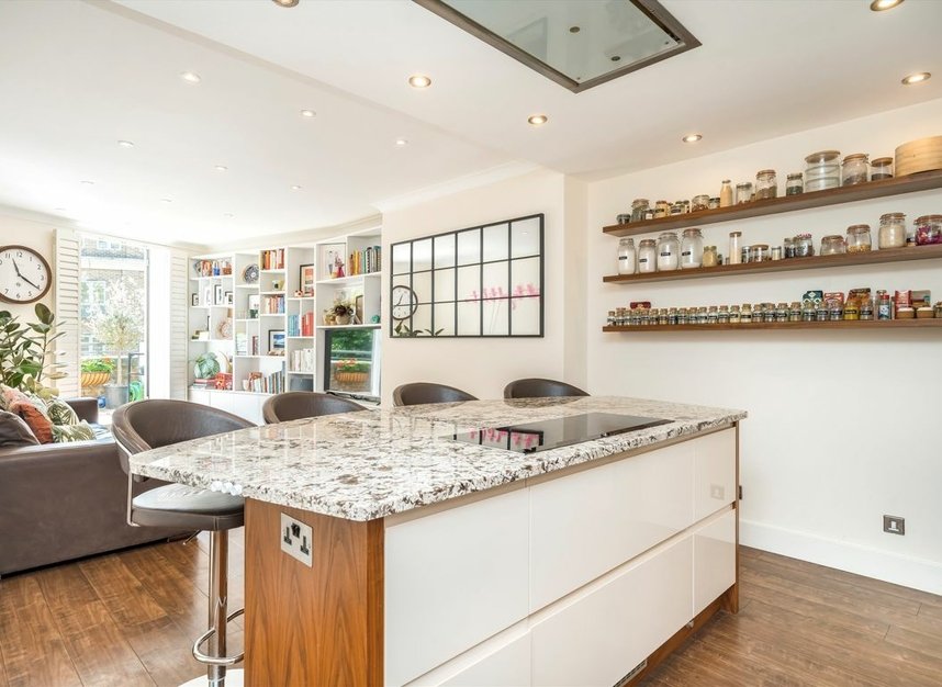 Properties sold in Essex Road - N1 2SD view2