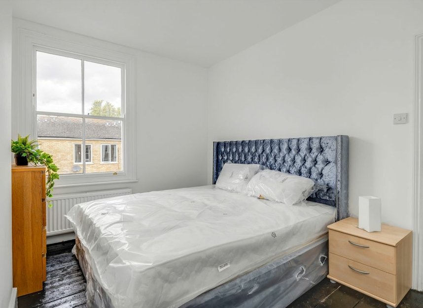 Properties for sale in Eustace Road - SW6 1JD view7
