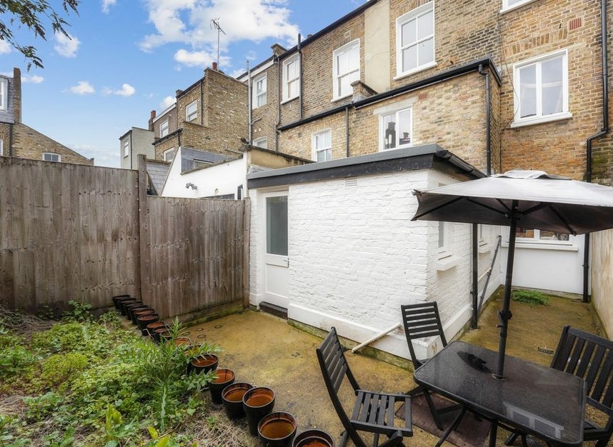 Properties for sale in Eustace Road - SW6 1JD view4