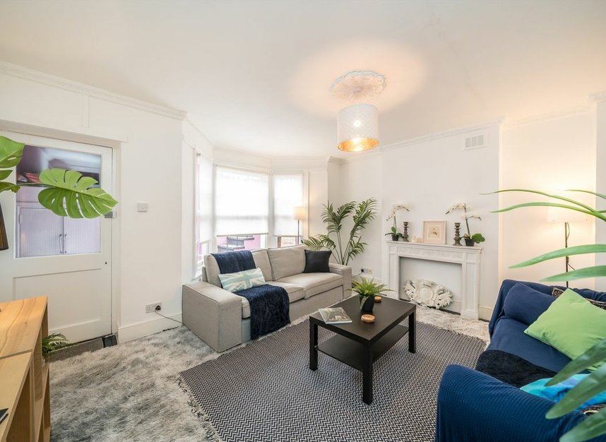 Properties for sale in Eustace Road - SW6 1JD view2