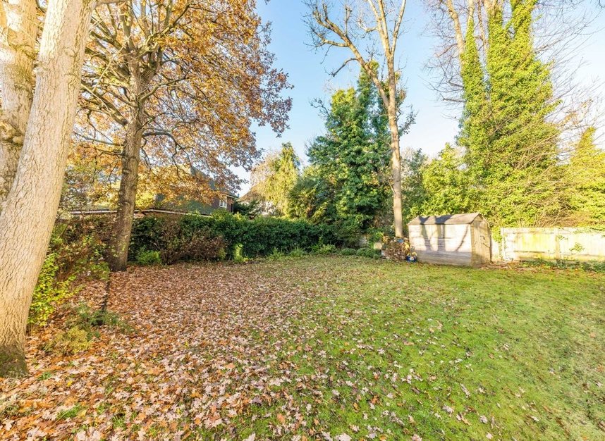 Flat for sale in Ewell Road, Surbiton, KT6 (Ref 215168) Dexters