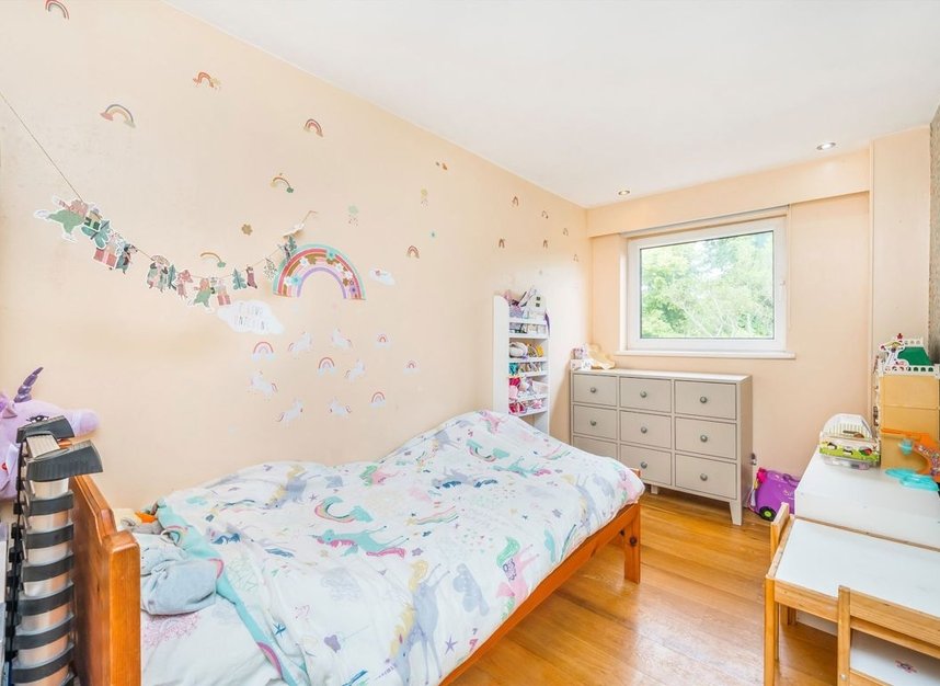 Properties for sale in Fairfield South - KT1 2UR view6