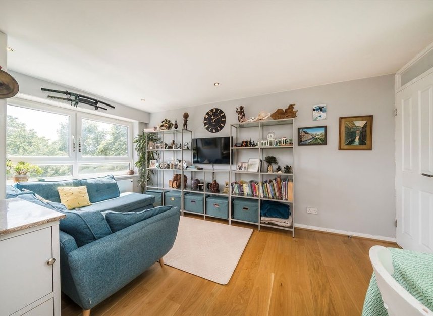 Properties for sale in Fairfield South - KT1 2UR view4