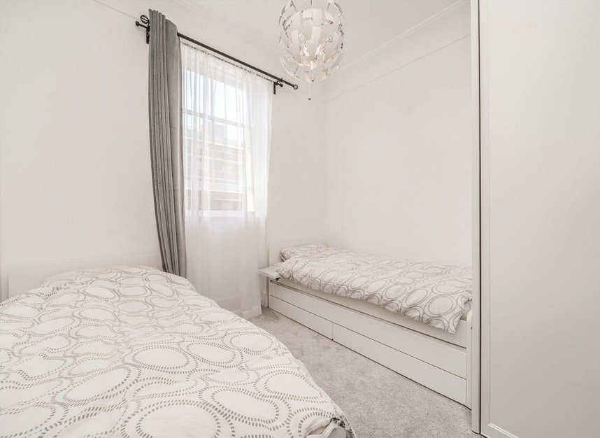 Properties for sale in Falkland Road - NW5 2XA view8