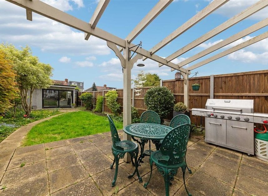 House terraced for sale in Farmland Walk, Chislehurst, BR7 (Ref