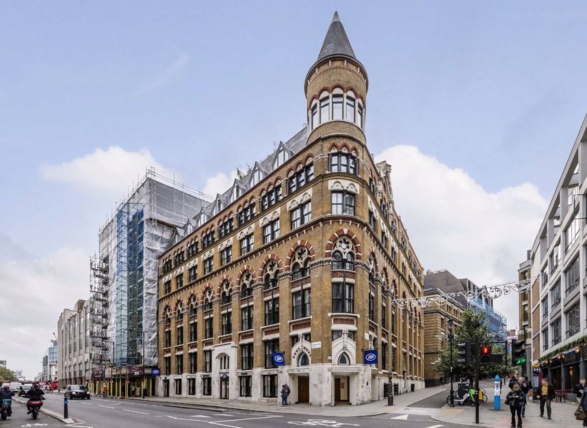 Flat for sale in Farringdon Road, London, EC1M (Ref 186047) Dexters