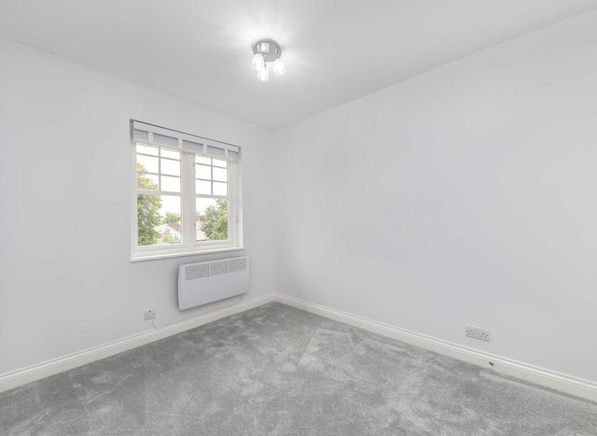 Flat for sale in Fawcett Close, London, SW16 (Ref 209204) Dexters