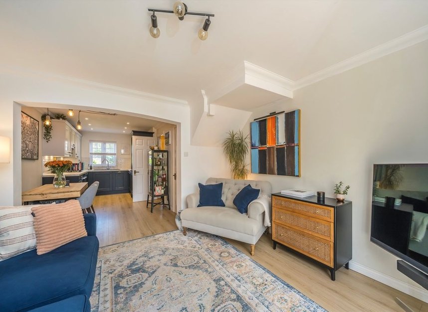 Properties for sale in Fawcett Close - SW16 2QJ view7