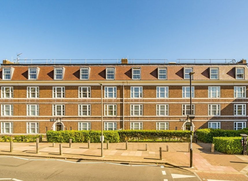 Properties for sale in Felsham Road - SW15 1DW view1