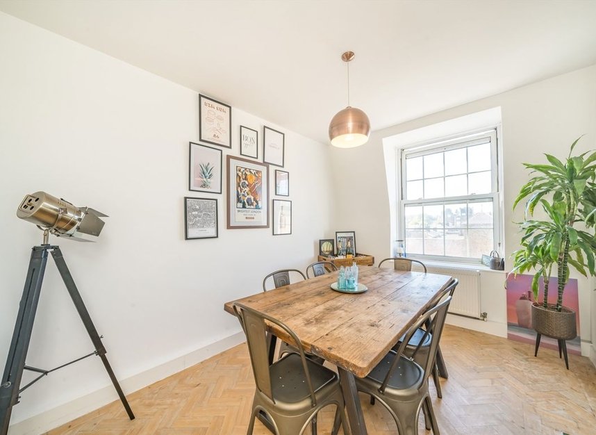 Properties for sale in Felsham Road - SW15 1DW view4