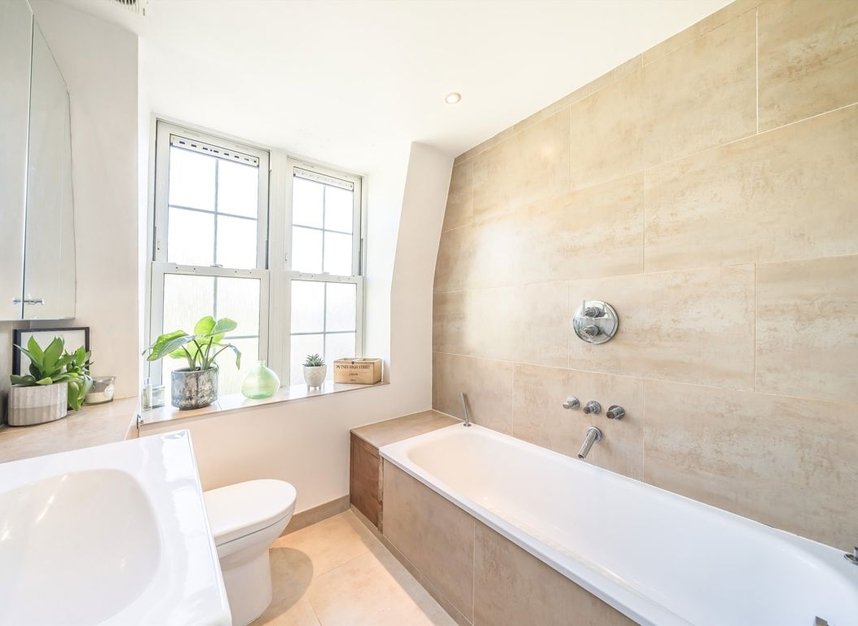 Properties for sale in Felsham Road - SW15 1DW view7