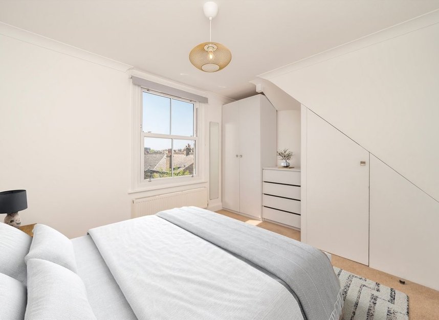 Properties for sale in Felsham Road - SW15 1BA view3