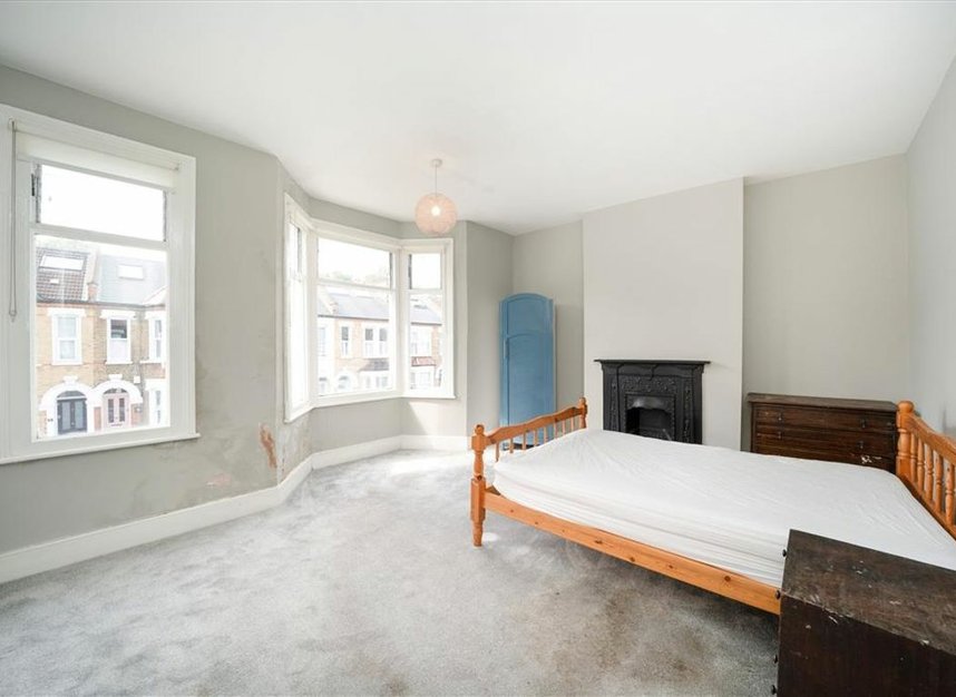 Properties for sale in Fernbrook Road - SE13 5NH view4