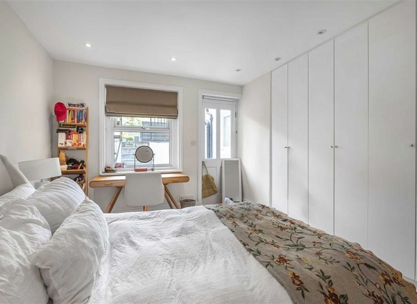 Properties sold in Ferndale Road - SW4 7RJ view7