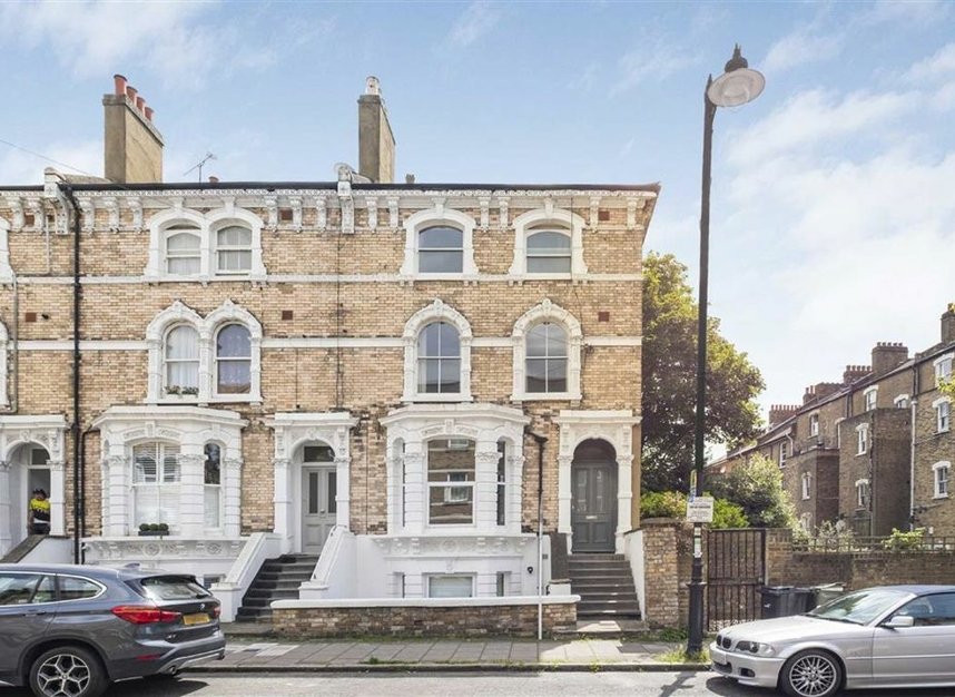 Properties sold in Ferndale Road - SW4 7RJ view1