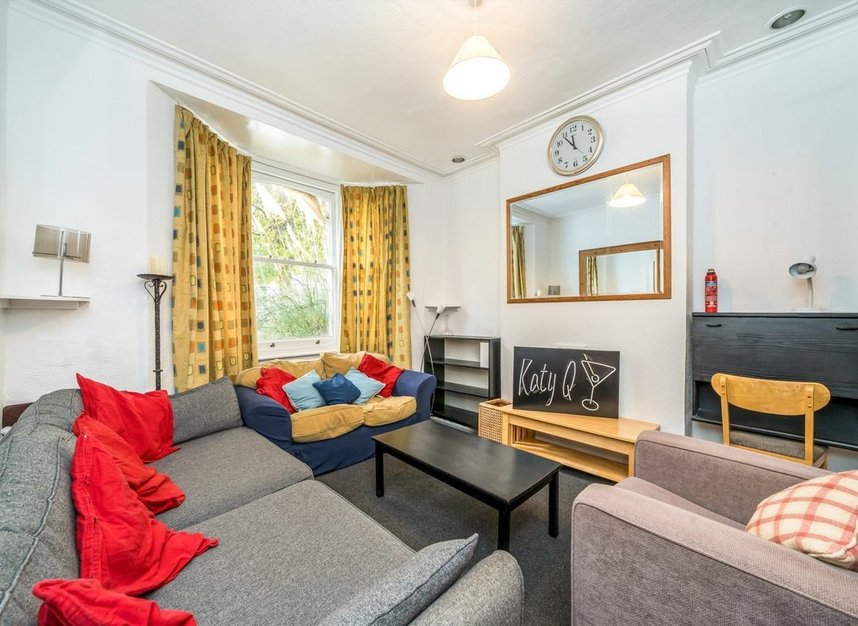 Properties for sale in Ferndale Road - SW4 7SE view3