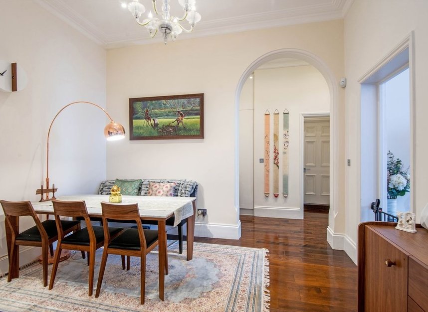 Properties for sale in Finchley Road - NW3 7AA view5