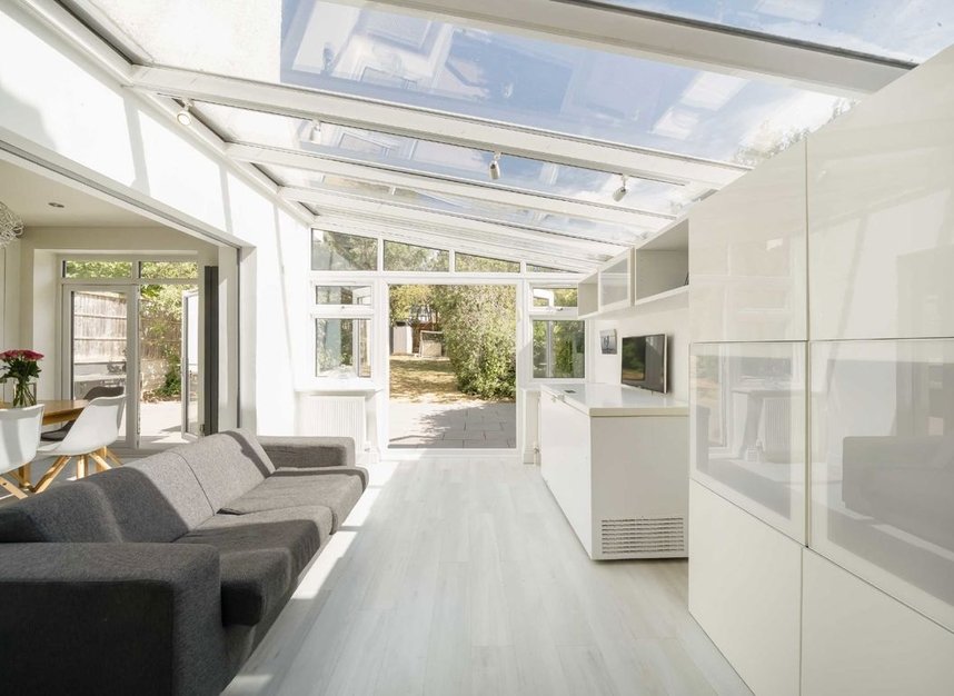 Properties for sale in Fitzalan Road - N3 3PD view5