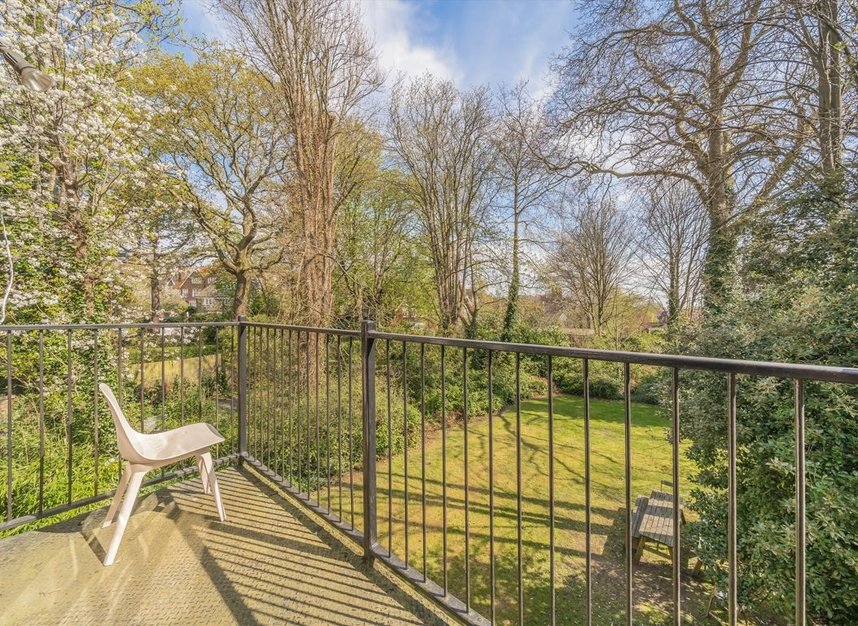 Properties sold in Fitzjohns Avenue - NW3 5LT view5