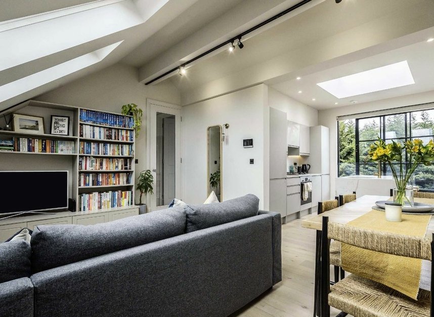 Properties sold in Fordhook Avenue - W5 3LR view2