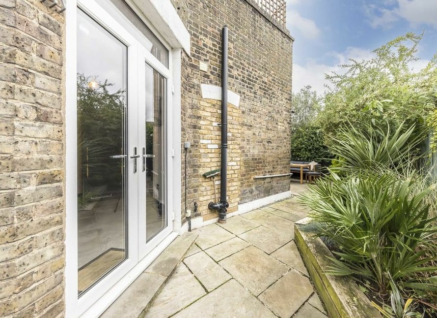 Flat for sale in Forest Hill Road, London, SE22 (Ref 210844) Dexters