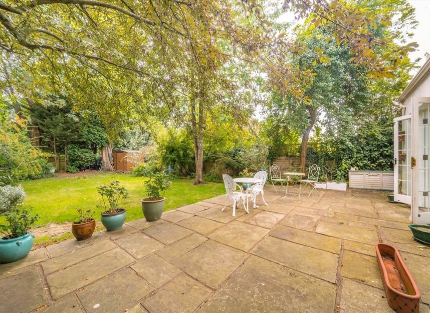 Properties for sale in Fortis Green - N2 9HU view7