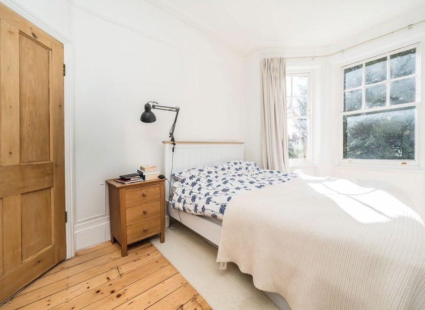 Properties for sale in Fortis Green Road - N10 3HP view6
