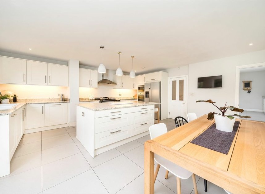 Properties sold in Freegrove Road - N7 9RG view7