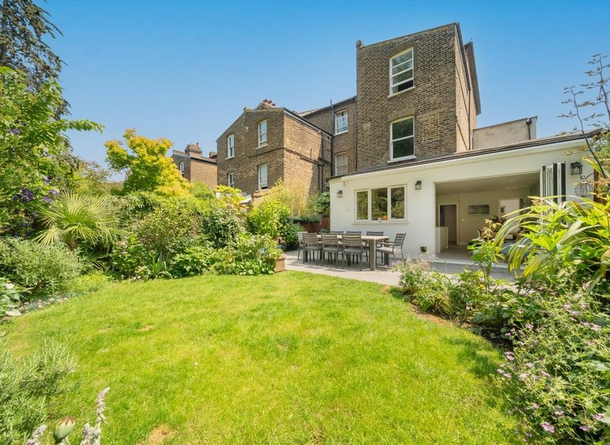 Properties sold in Freegrove Road - N7 9RG view4