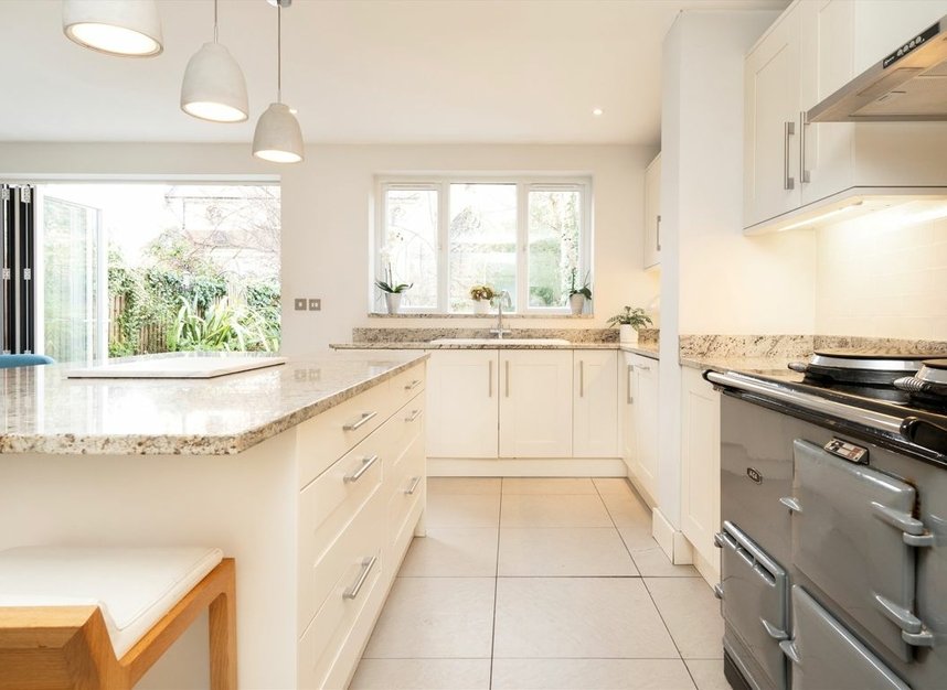 Properties sold in Freegrove Road - N7 9RG view8