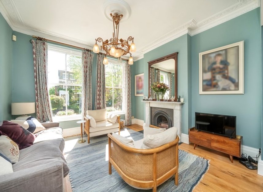 Properties for sale in Freegrove Road - N7 9JN view2