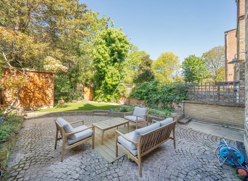 Properties for sale in Freegrove Road - N7 9JN view10
