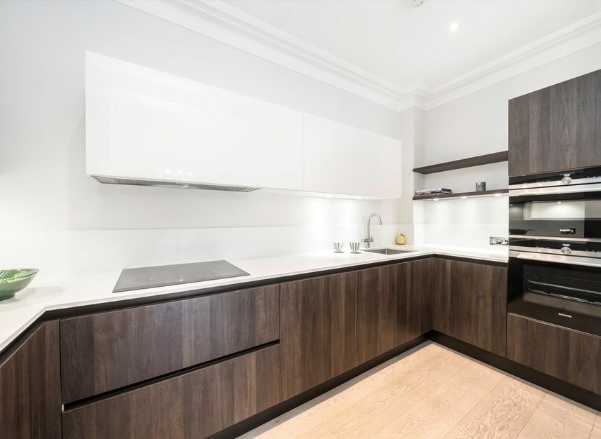 Properties sold in Frognal - NW3 6XT view3