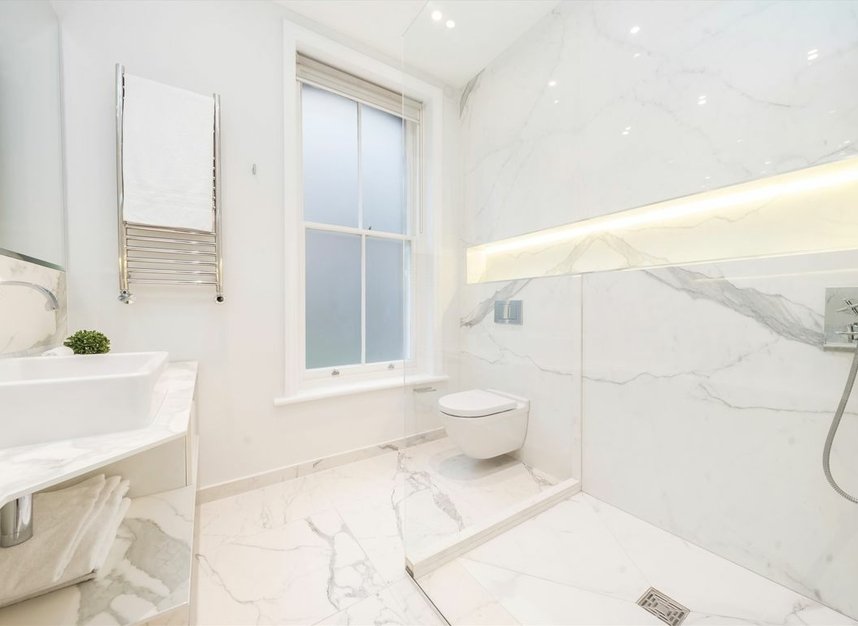 Properties sold in Frognal - NW3 6XT view7